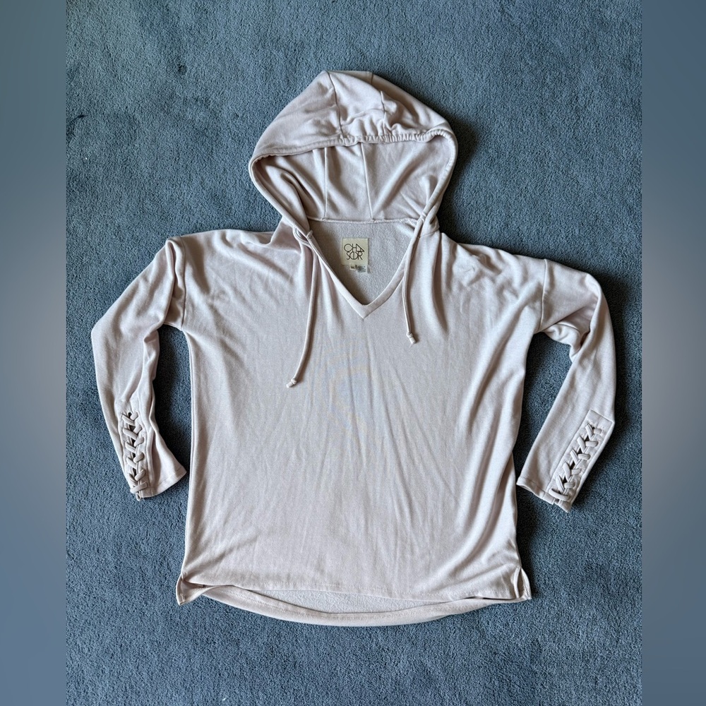 CHASER light purple V-neck hoodie sweater size Medium super soft